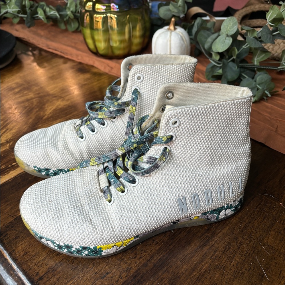 High top lace up NOBULL shoes